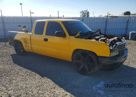 2003 Chevrolet Silverado C1500 из США, поврежденный, VIN 1GCEC19V43Z279776